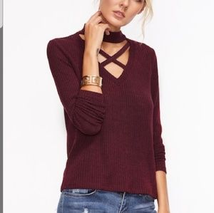 Trendy burgundy top